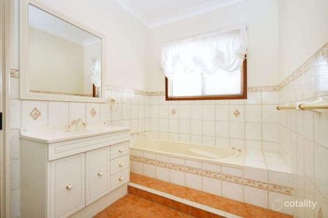 Property photo of 56 Greg Norman Drive Hillvue NSW 2340