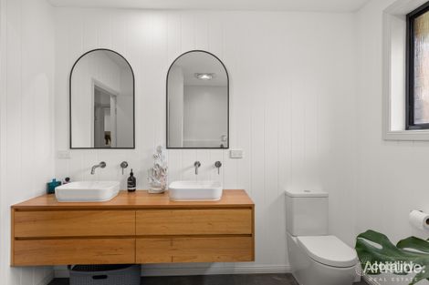 Property photo of 160 Regal Way Valentine NSW 2280