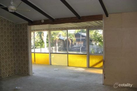 Property photo of 12 Wall Street Bundamba QLD 4304