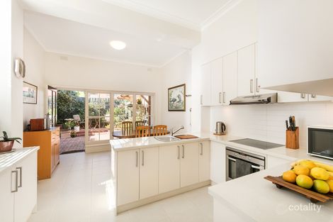 Property photo of 16 Tashinny Road Toorak VIC 3142