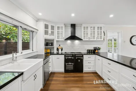 Property photo of 77 Hardey Road Glen Forrest WA 6071