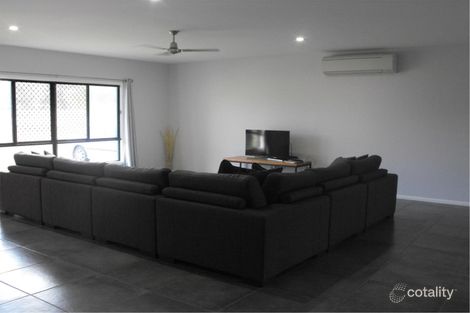 Property photo of 4 Eagle Terrace Rocky Point QLD 4874