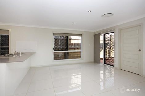 Property photo of 10 Agarwood Way Springfield Lakes QLD 4300