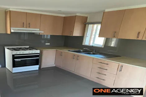 Property photo of 18 Eaglehawk Street Heckenberg NSW 2168