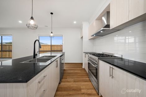 Property photo of 30 Chromite Circuit Weir Views VIC 3338