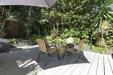 6 Paul St, Noosa Heads, QLD 4567