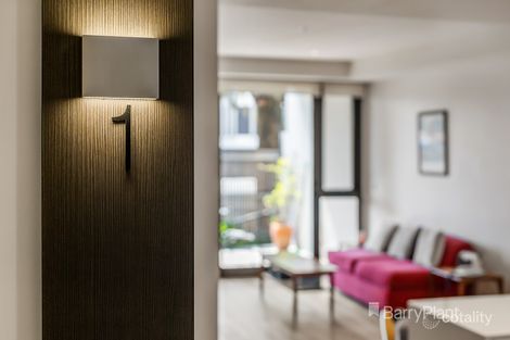 Property photo of 1/872 Doncaster Road Doncaster East VIC 3109