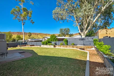 Property photo of 11 Chalmers Street Gillen NT 0870