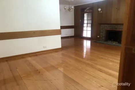 Property photo of 12 Coral Court Craigieburn VIC 3064