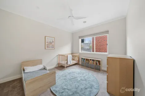 Property photo of 36 Janet Bowman Boulevard Beaconsfield VIC 3807