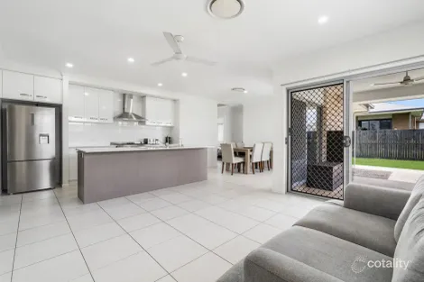 Property photo of 8 Mary Crescent Rosewood QLD 4340