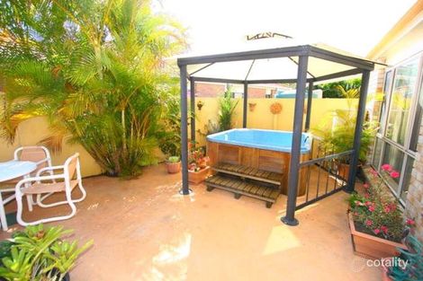 Property photo of 1/90 Cootharaba Drive Helensvale QLD 4212