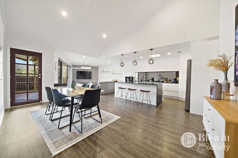 Property photo of 2/11 Doeberl Place Karabar NSW 2620