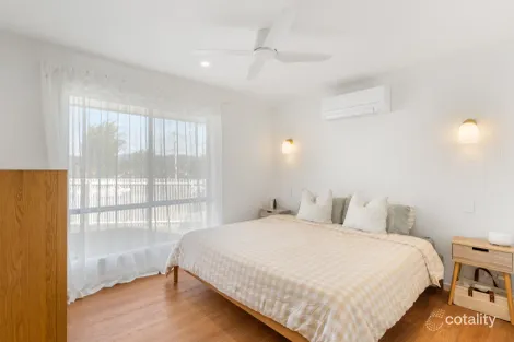 Property photo of 3 Planet Place Mudgeeraba QLD 4213