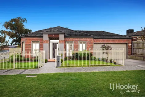 Property photo of 15 Glenbrook Crescent Lynbrook VIC 3975