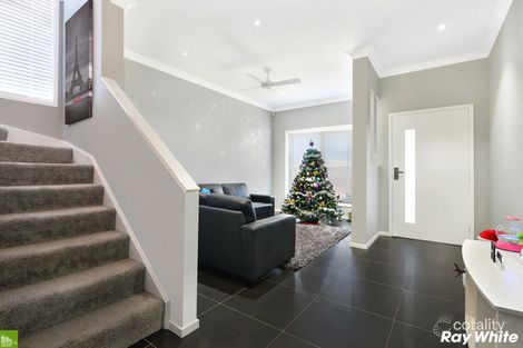 Property photo of 11 Elizabeth Circuit Flinders NSW 2529