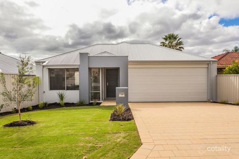 121/2 Healy Rd, Hamilton Hill, WA 6163