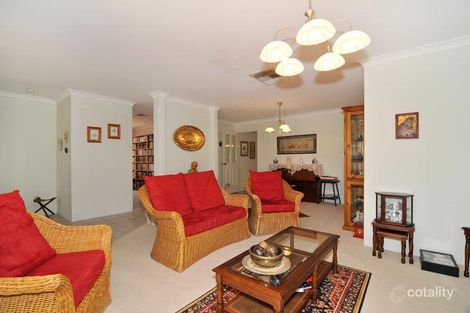 Property photo of 22 Brouwer Trail Dudley Park WA 6210