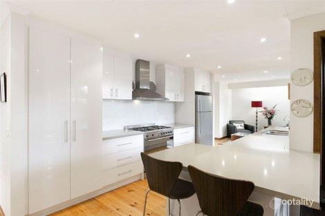 Property photo of 22 Wilton Crescent Wheelers Hill VIC 3150