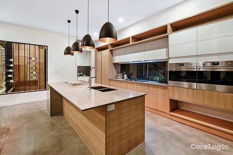 Property photo of 23 Holland Court Broadbeach Waters QLD 4218