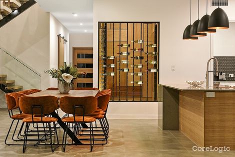 Property photo of 23 Holland Court Broadbeach Waters QLD 4218