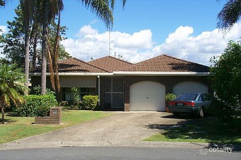 22 Dunbarton Ave, Bundall, QLD 4217