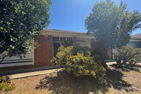 Property photo of 1F Oakwood Road Albanvale VIC 3021