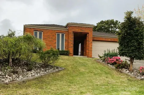 17 Ploughshare Dr, Mount Helen, VIC 3350