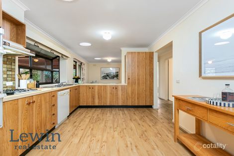 Property photo of 30 Nicholas Grove Heatherton VIC 3202