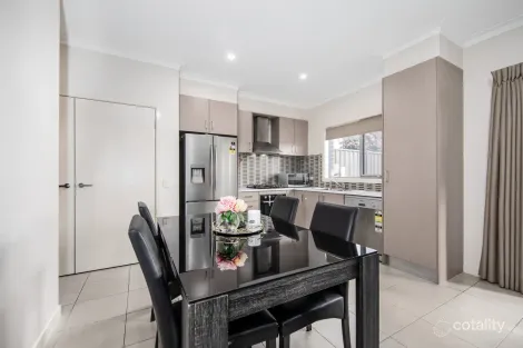Property photo of 17/69-77 Lancefield Drive Caroline Springs VIC 3023
