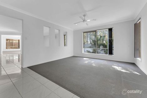 Property photo of 8 Filey Court Berrinba QLD 4117