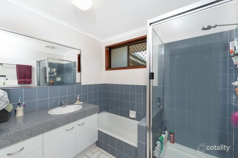 Property photo of 4 Clay Court Kepnock QLD 4670