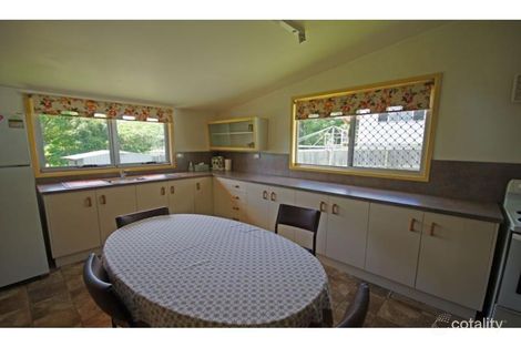 Property photo of 19 Coes Creek Road Burnside QLD 4560