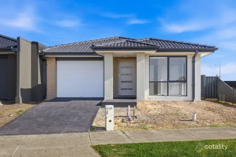 29 Tuff St, Werribee, VIC 3030