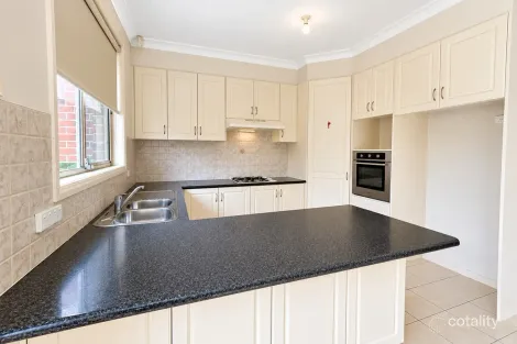 2/9 Madeleine Rd, Clayton, VIC 3168