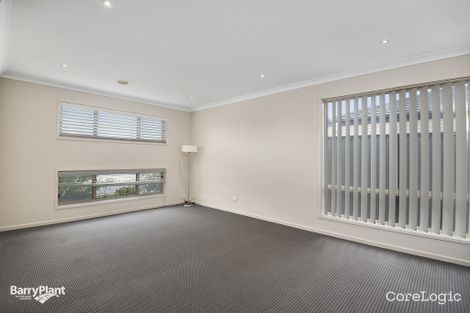 Property photo of 17 Fairbridge Road Point Cook VIC 3030