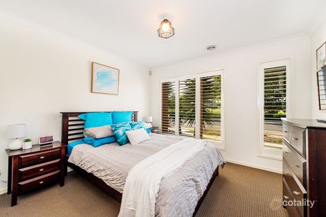 Property photo of 8 Sassafras Place Cranbourne North VIC 3977