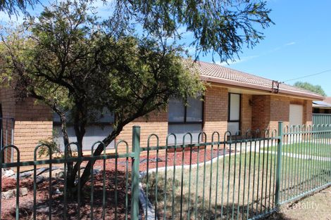 4 Macgregor St, West Tamworth, NSW 2340