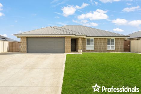 16 Icely St, Eglinton, NSW 2795