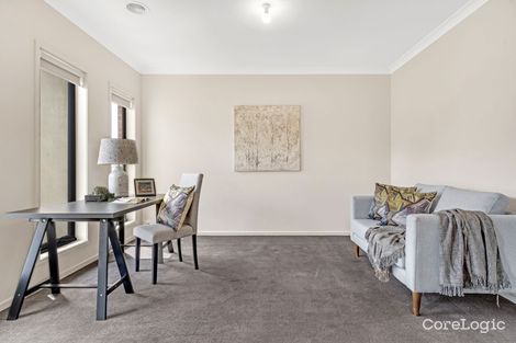 Property photo of 27 Abloom View Mickleham VIC 3064