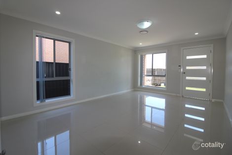 Property photo of 10/5 Rafter Parade Ropes Crossing NSW 2760