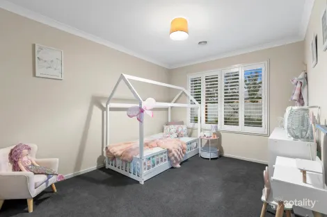 Property photo of 22 Mathieson Place Lara VIC 3212