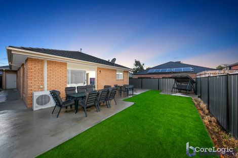 Property photo of 12 Waterway Street Craigieburn VIC 3064