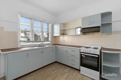 Property photo of 272 James Street Harristown QLD 4350