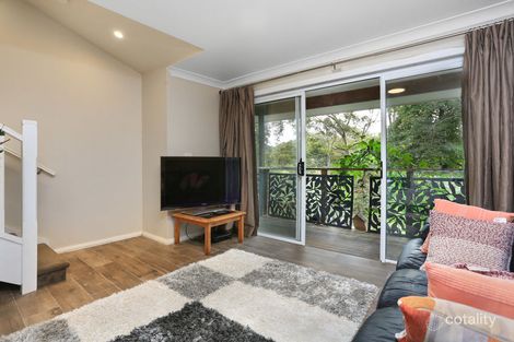 Property photo of 31 Lowry Crescent St Ives NSW 2075