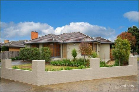 109 Mcfadzean Ave, Reservoir, VIC 3073