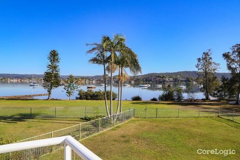 Property photo of 13 Bayside Drive Green Point NSW 2251