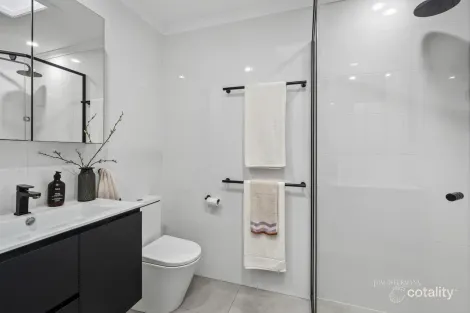 Property photo of 11/2 Dolphin Crescent Noosaville QLD 4566