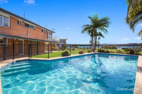 Property photo of 13 Bayside Drive Green Point NSW 2251