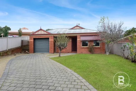 7 Sunrise Ct, Strathdale, VIC 3550